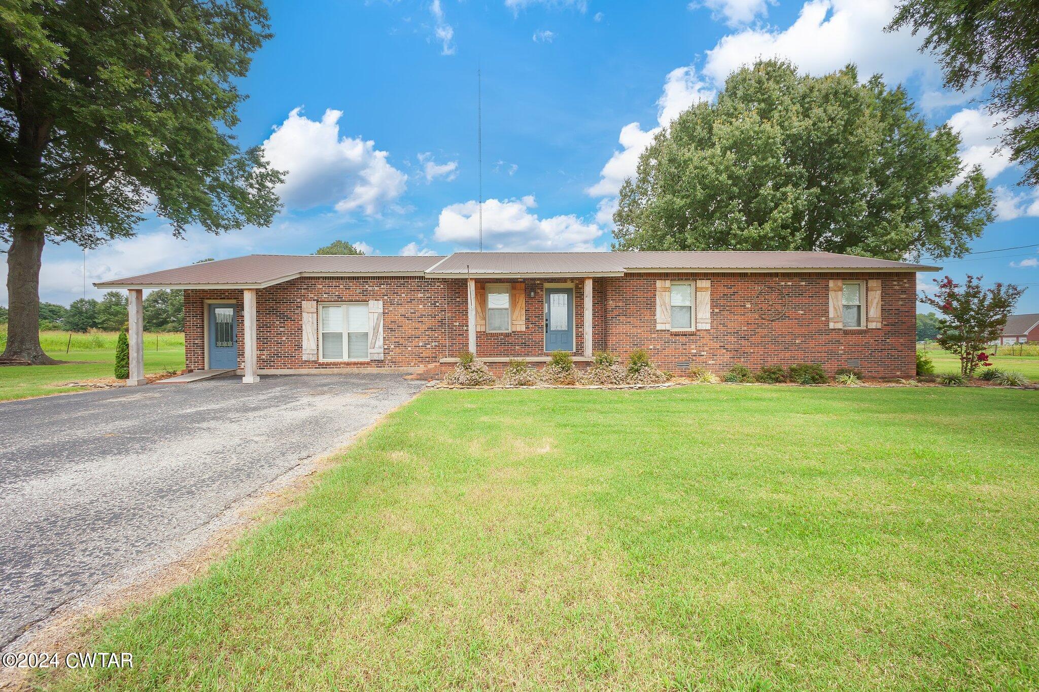 1039 E Church Street