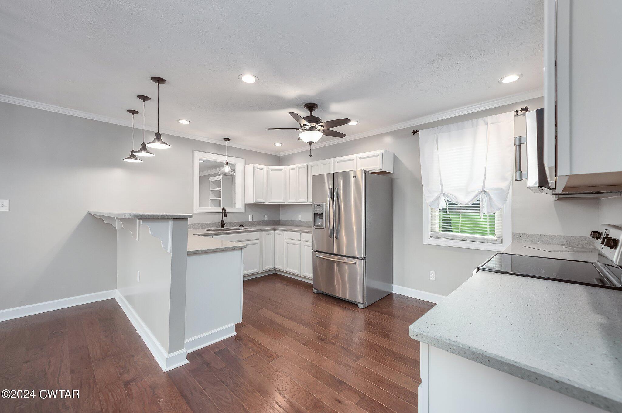 1039 E Church Street