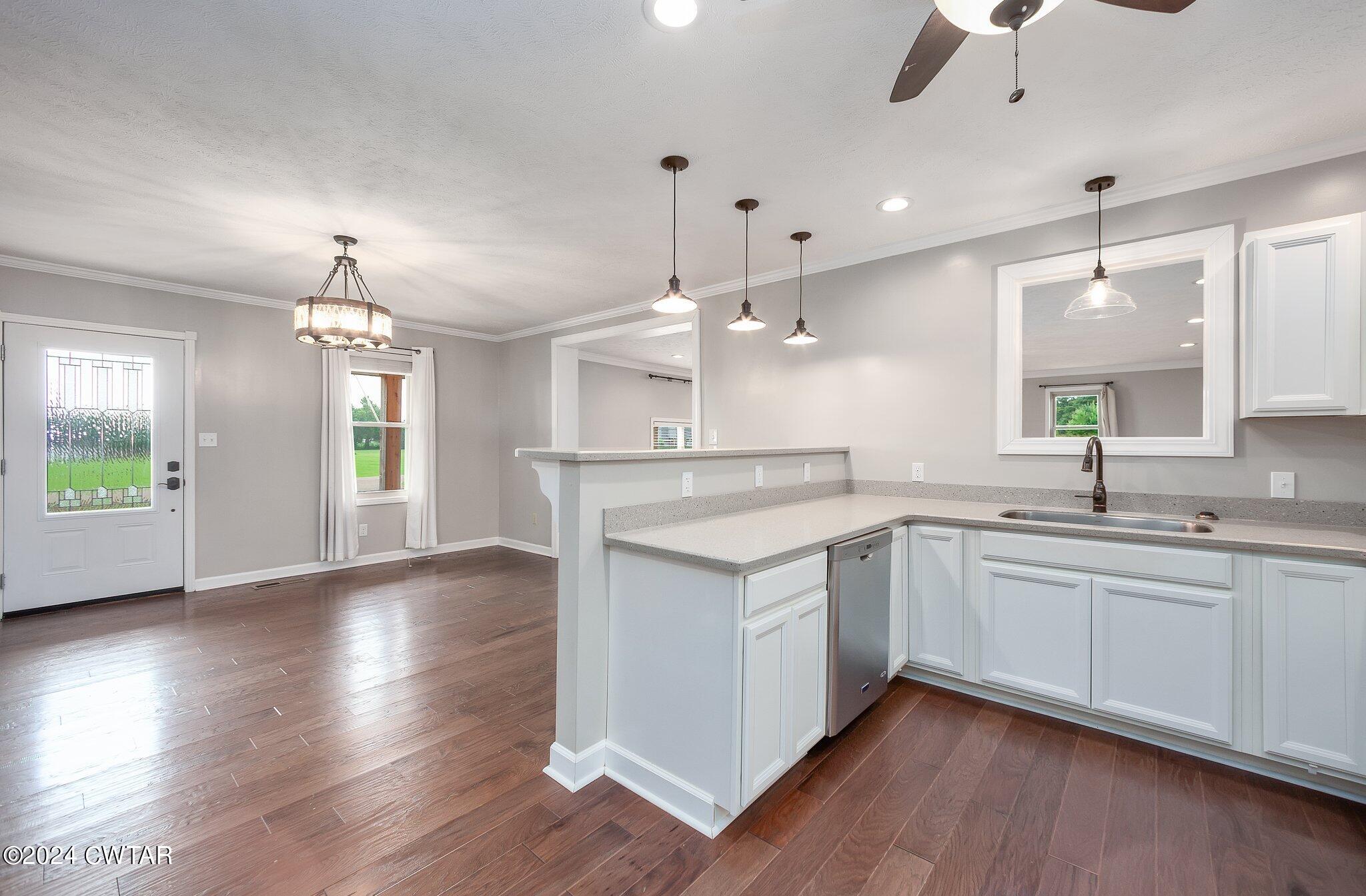 1039 E Church Street