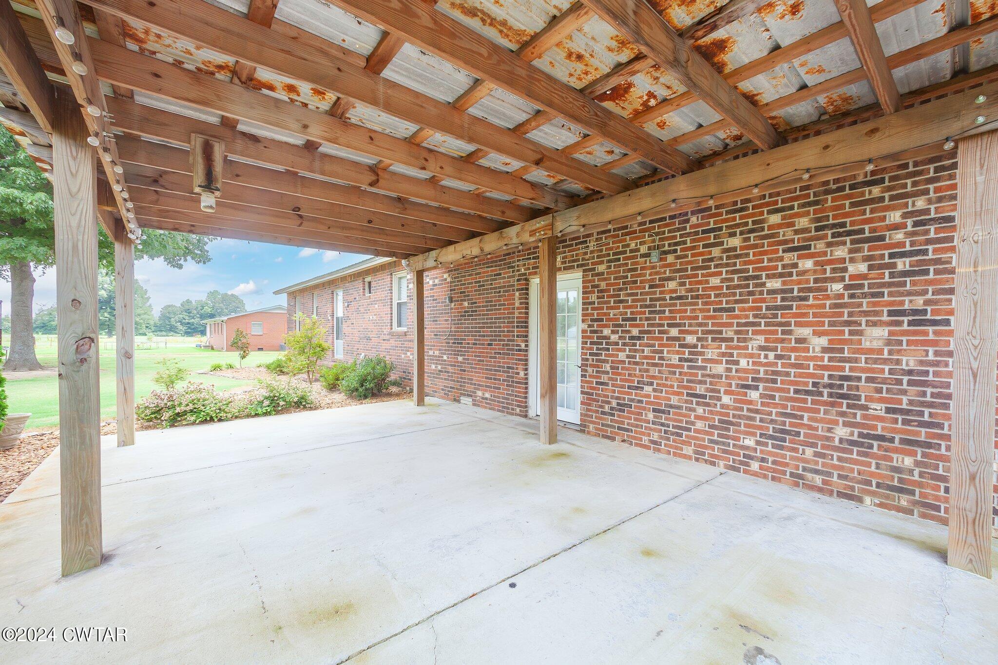 1039 E Church Street