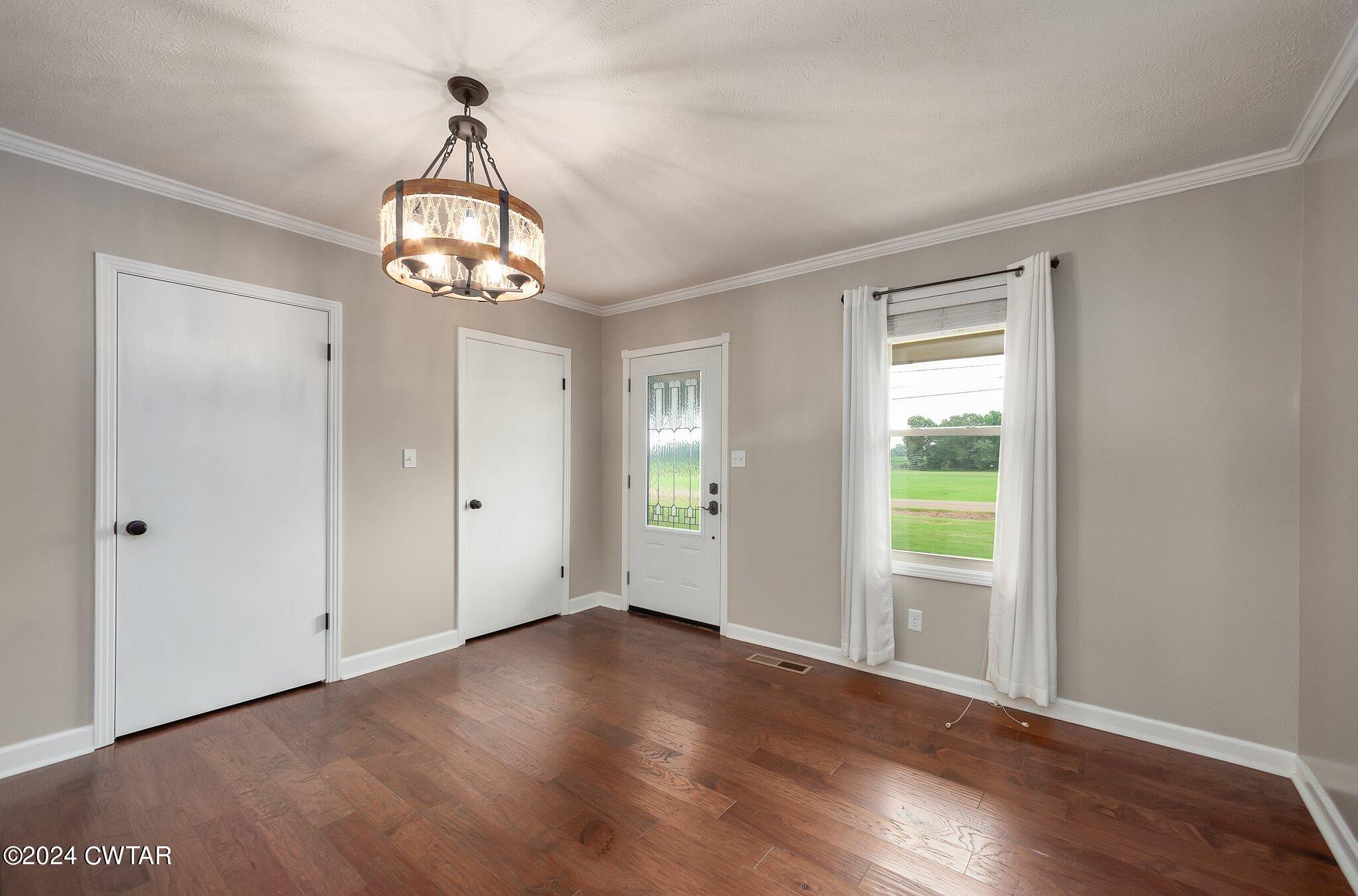 1039 E Church Street