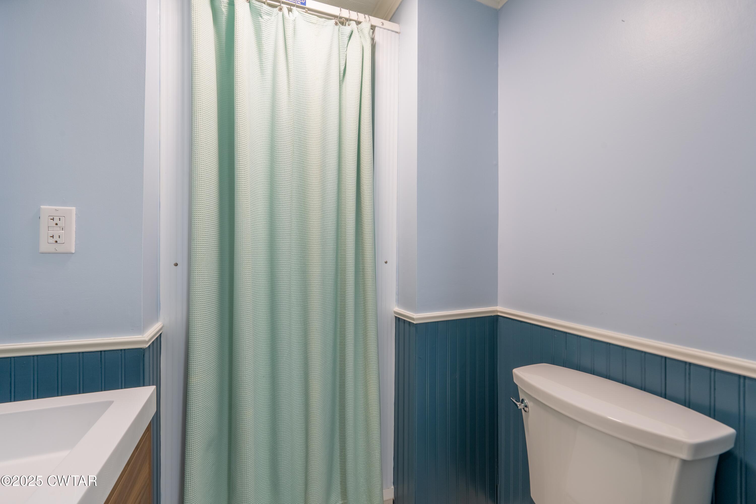 1035 Thorntree Drive