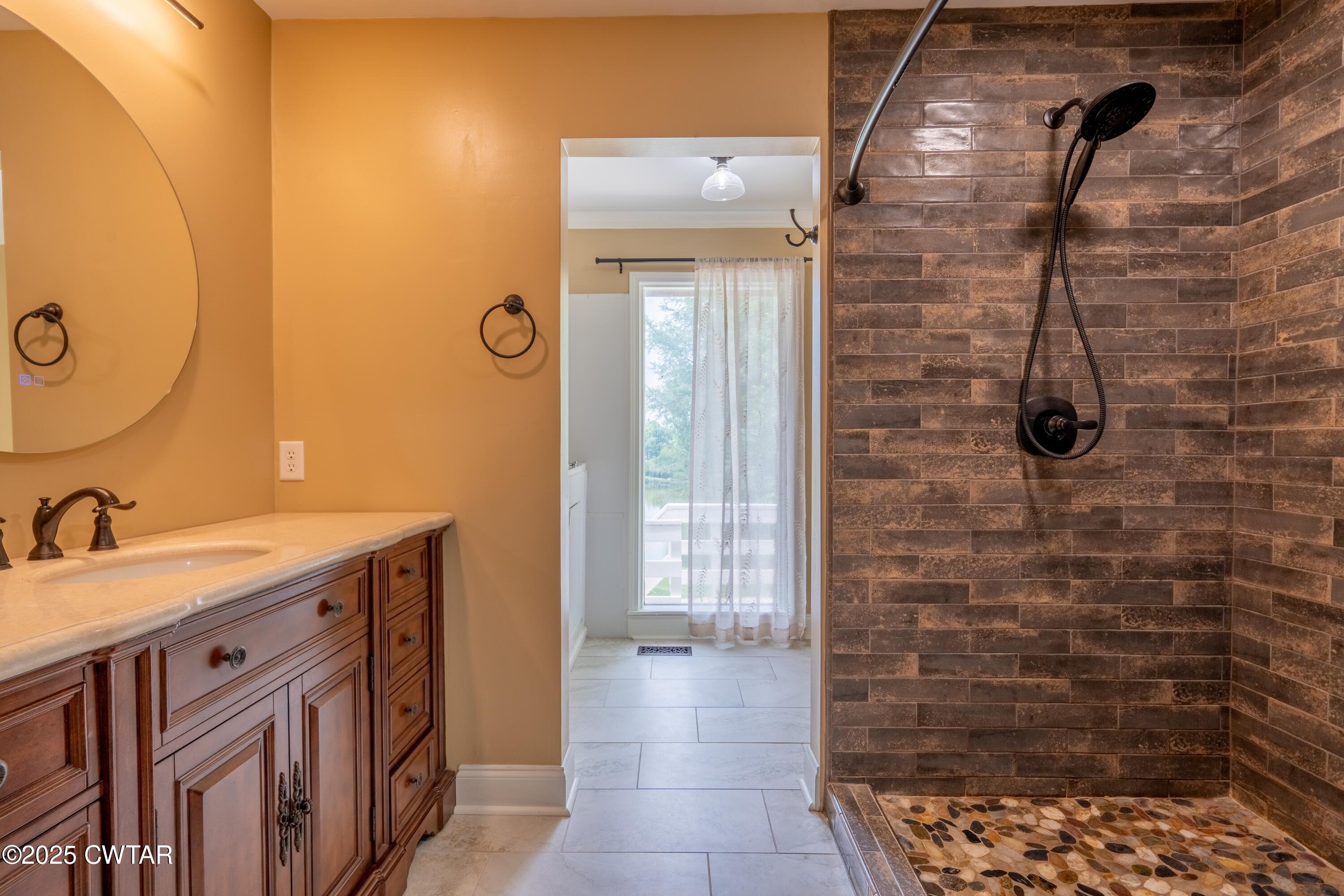 1035 Thorntree Drive