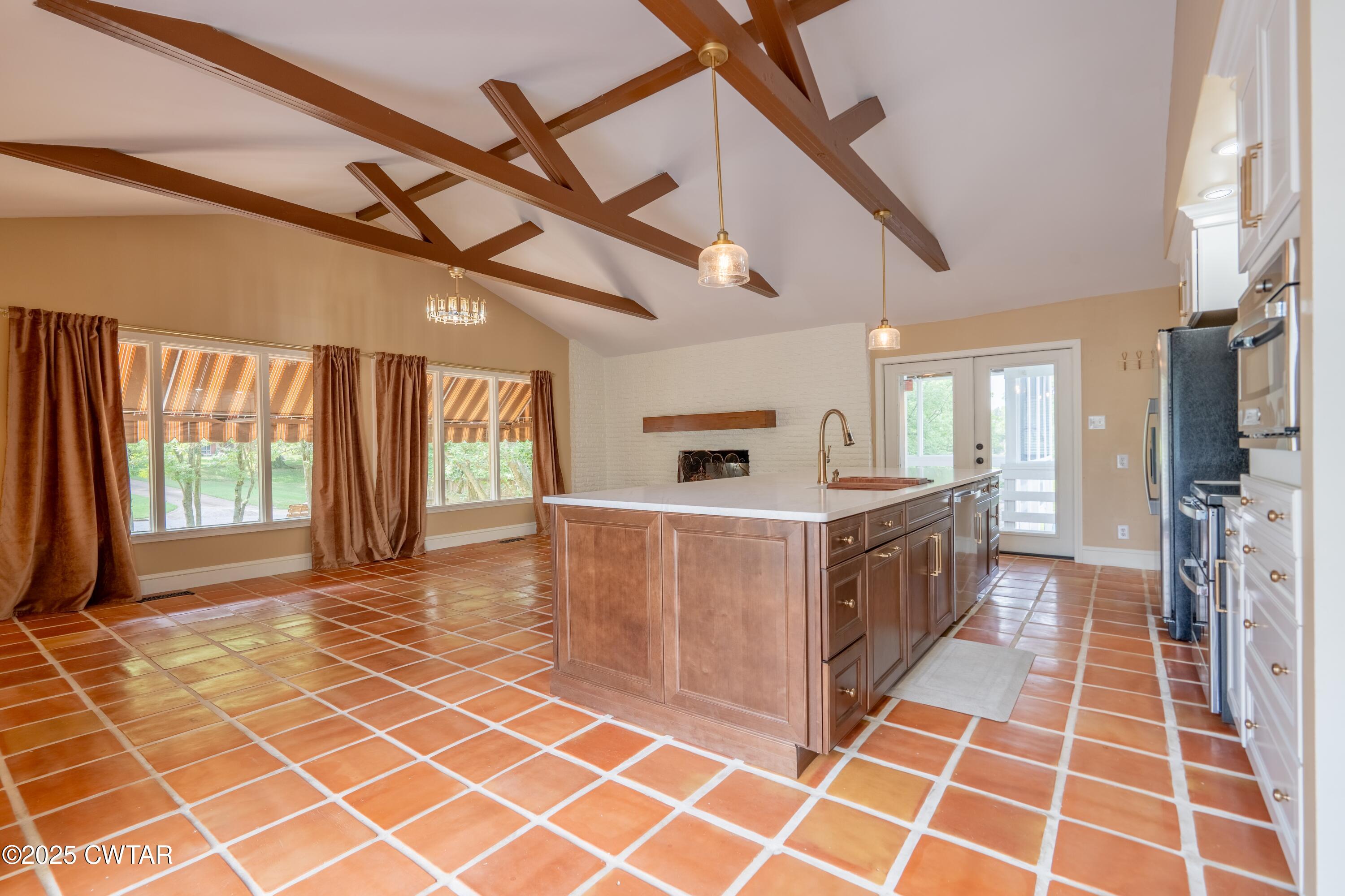 1035 Thorntree Drive