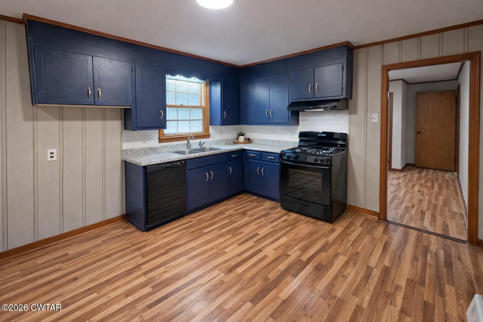 819 N 30th Avenue