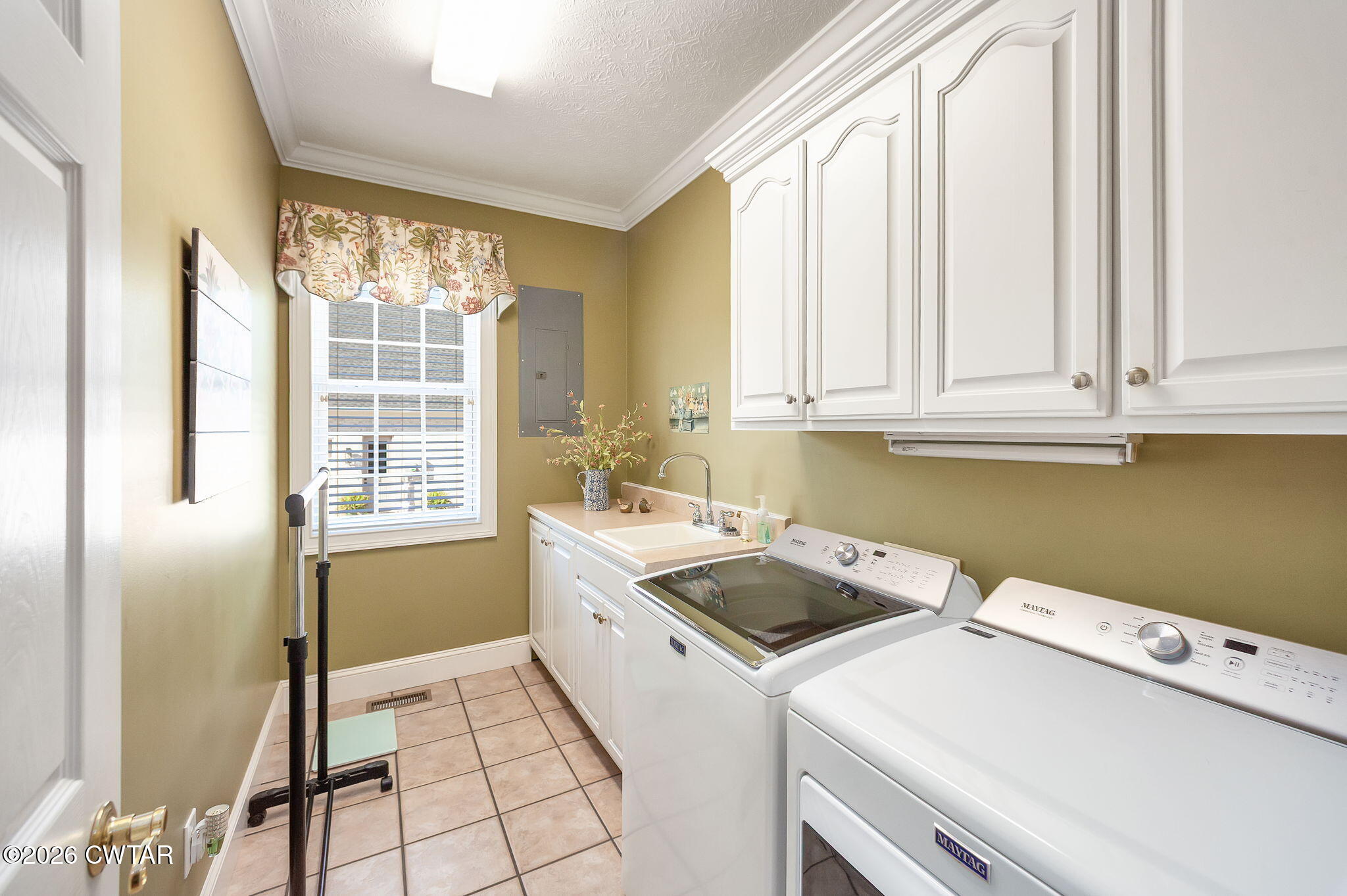 98 Country Run Drive