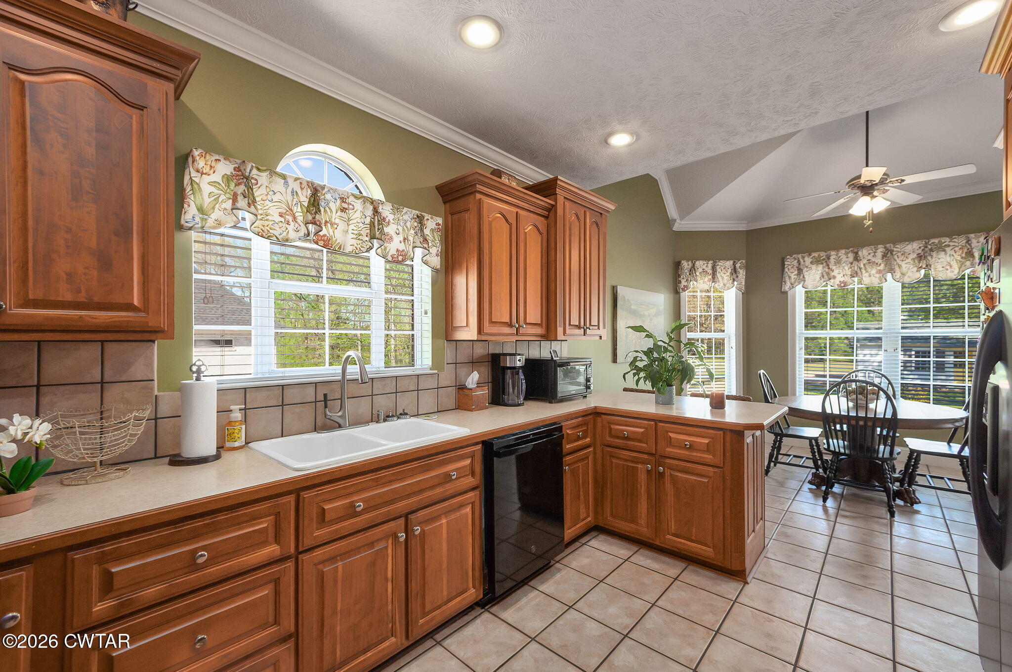 98 Country Run Drive