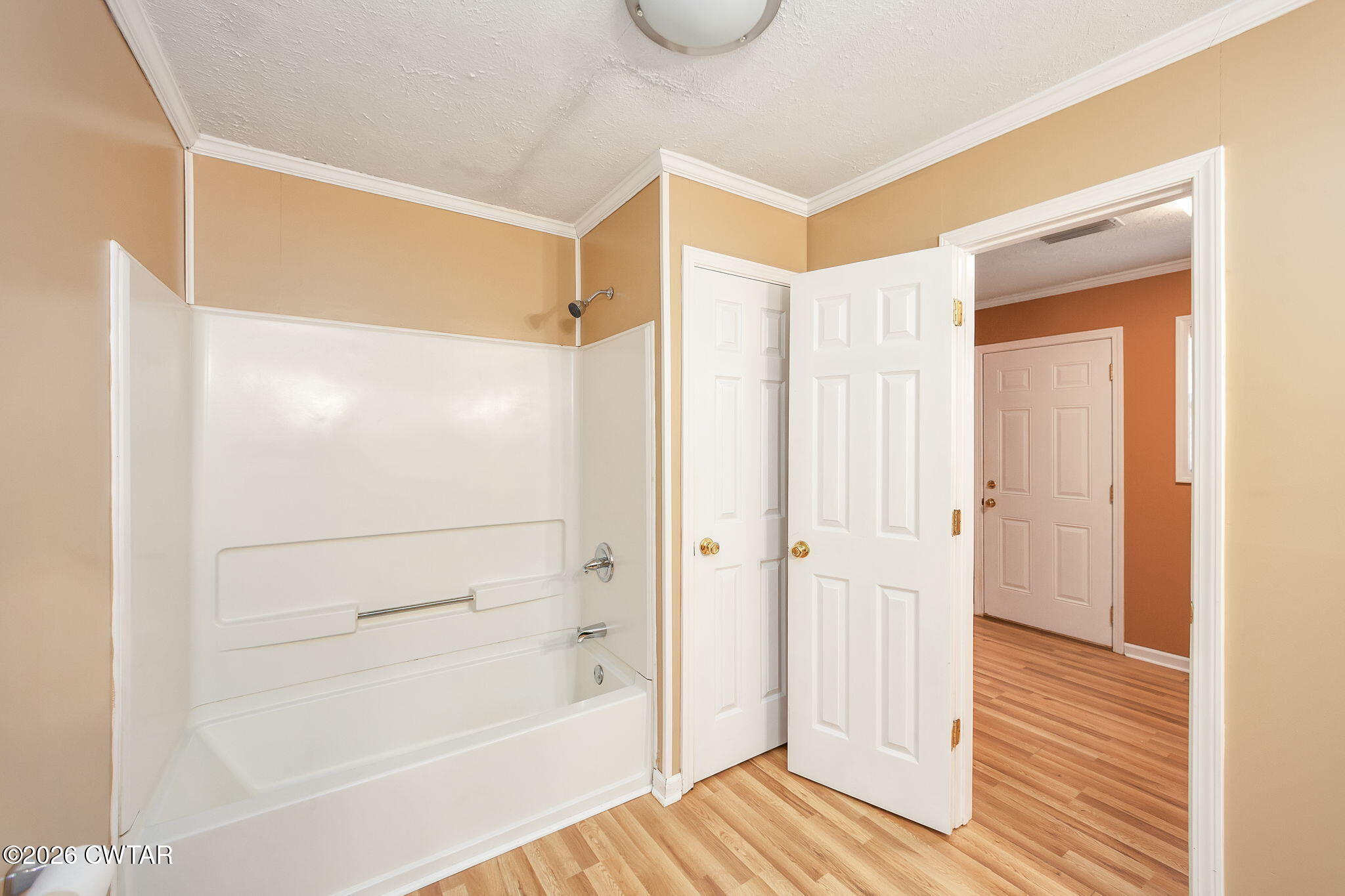 98 Country Run Drive