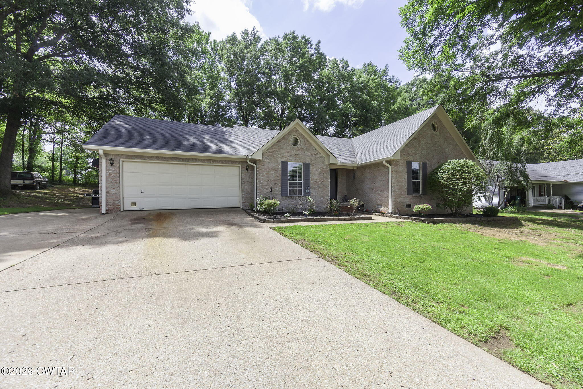 102 Candlewick Drive