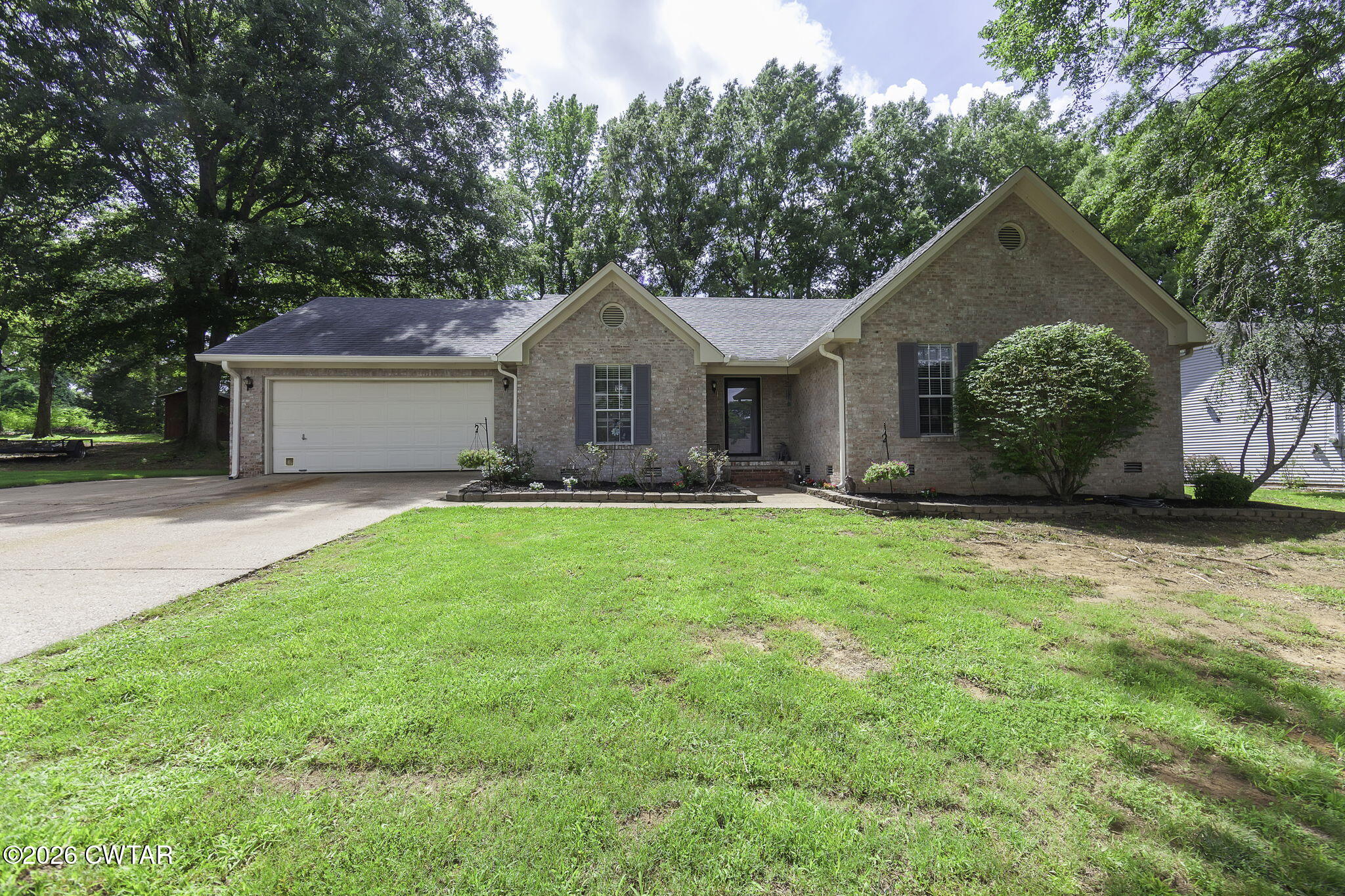 102 Candlewick Drive