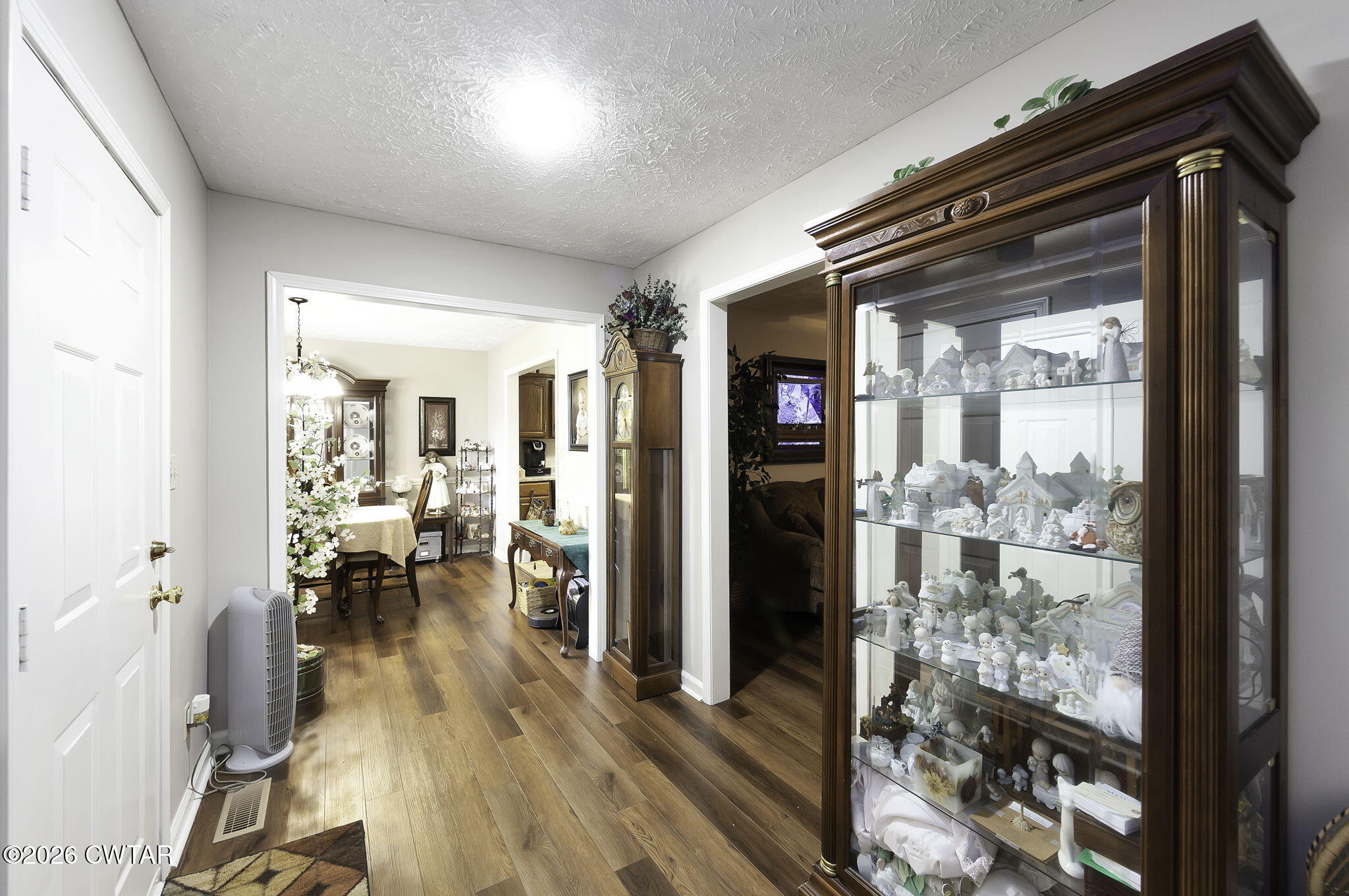 102 Candlewick Drive
