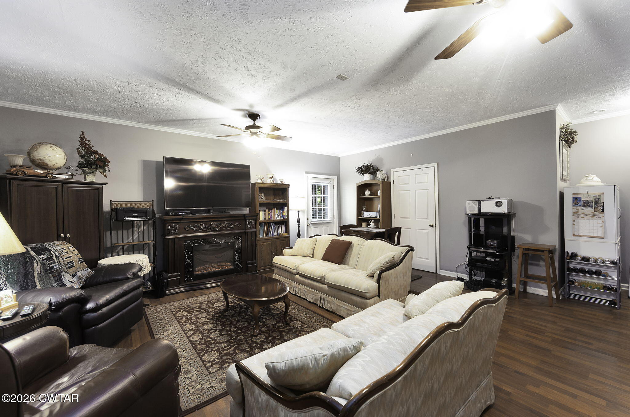 102 Candlewick Drive