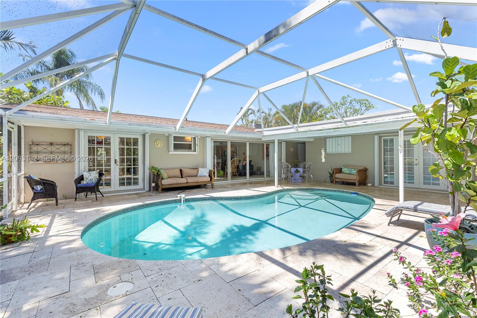 809 SE 14th Dr