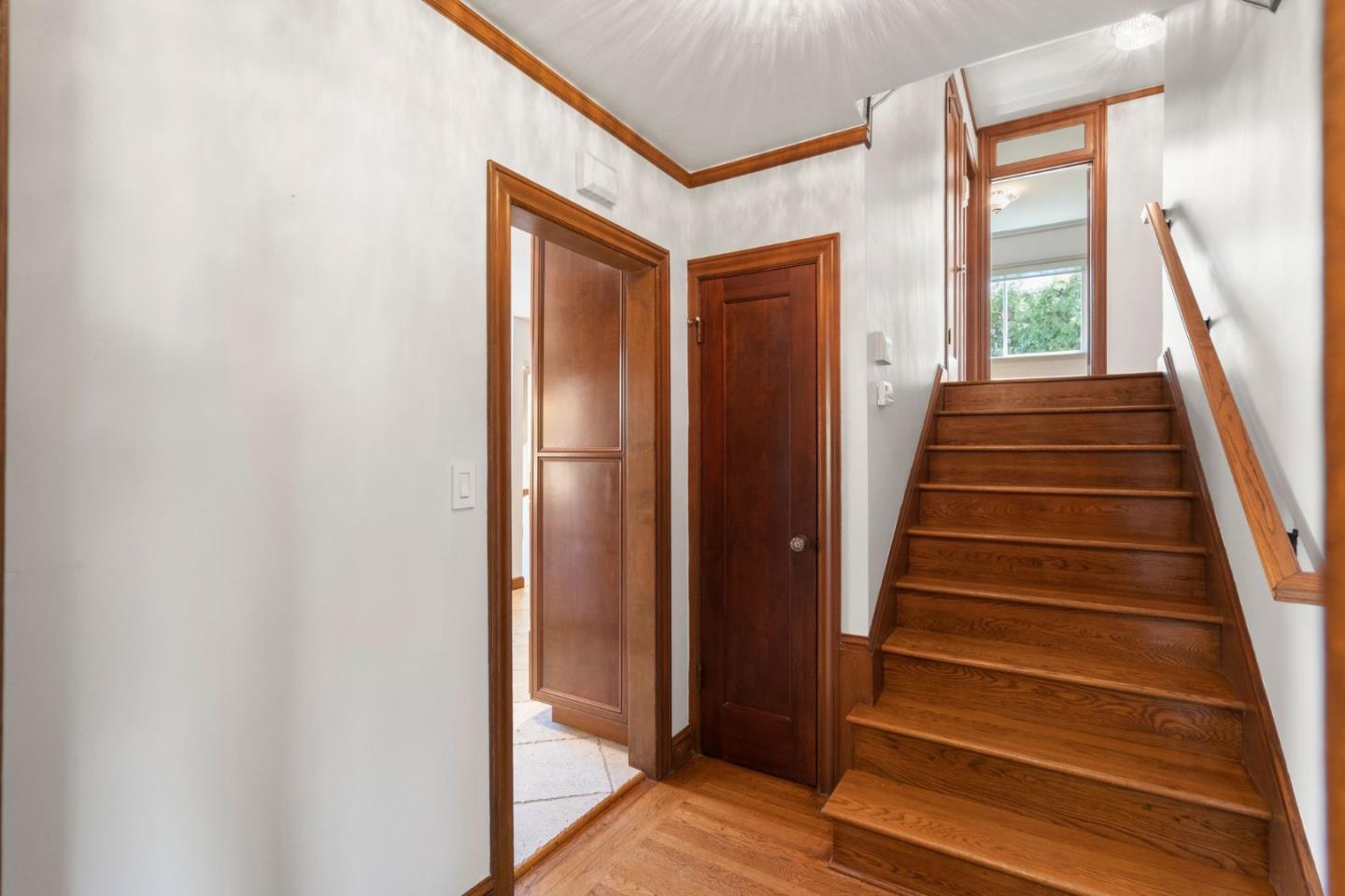 869 Walnut Avenue