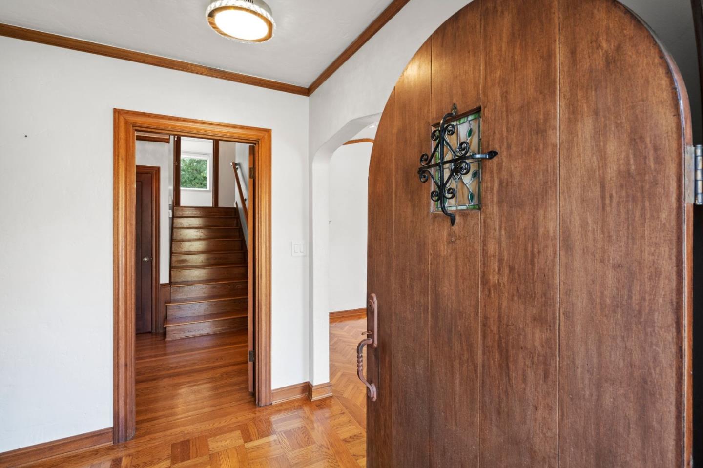 869 Walnut Avenue
