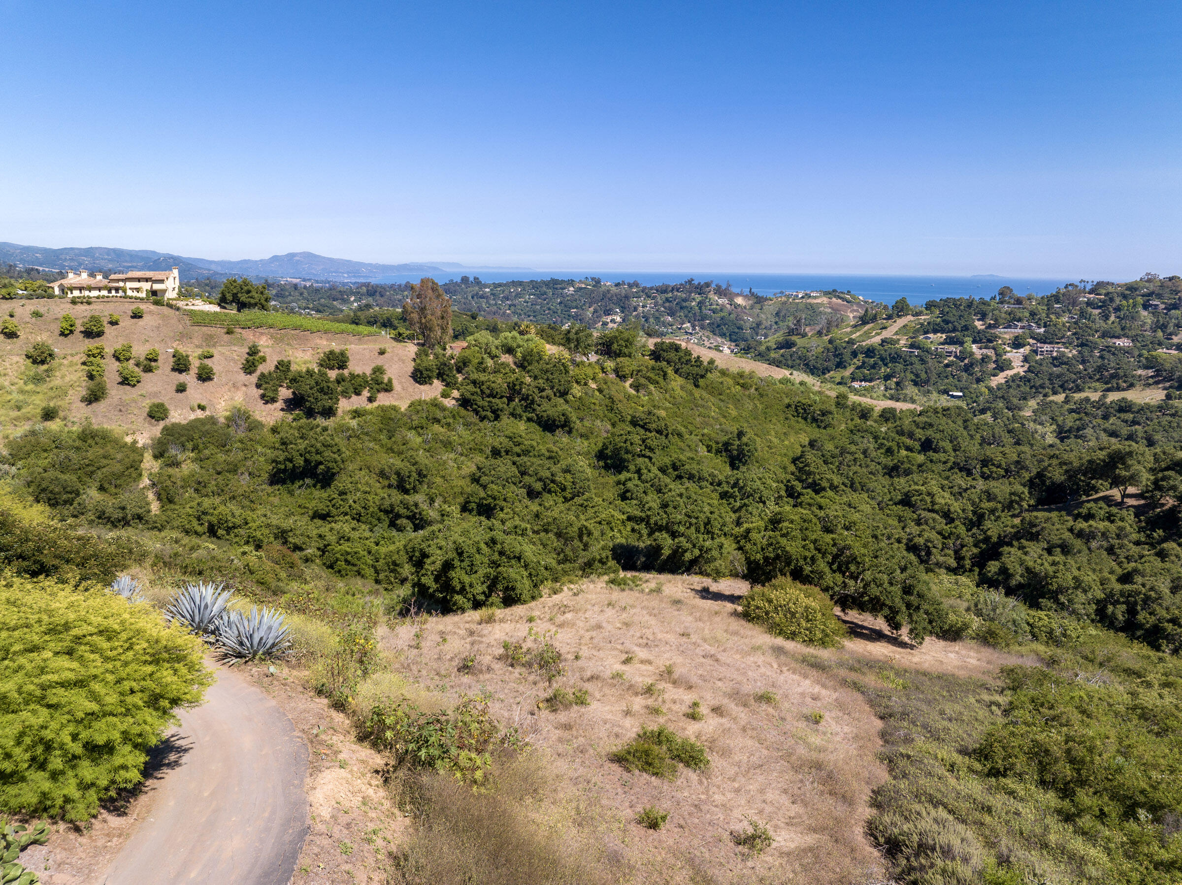 930 W Mountain Drive