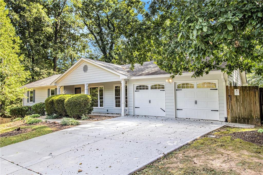 2433 Great Oak Lane