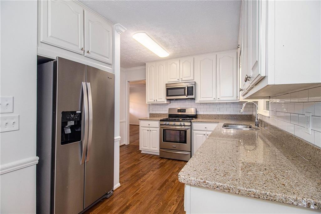 2433 Great Oak Lane