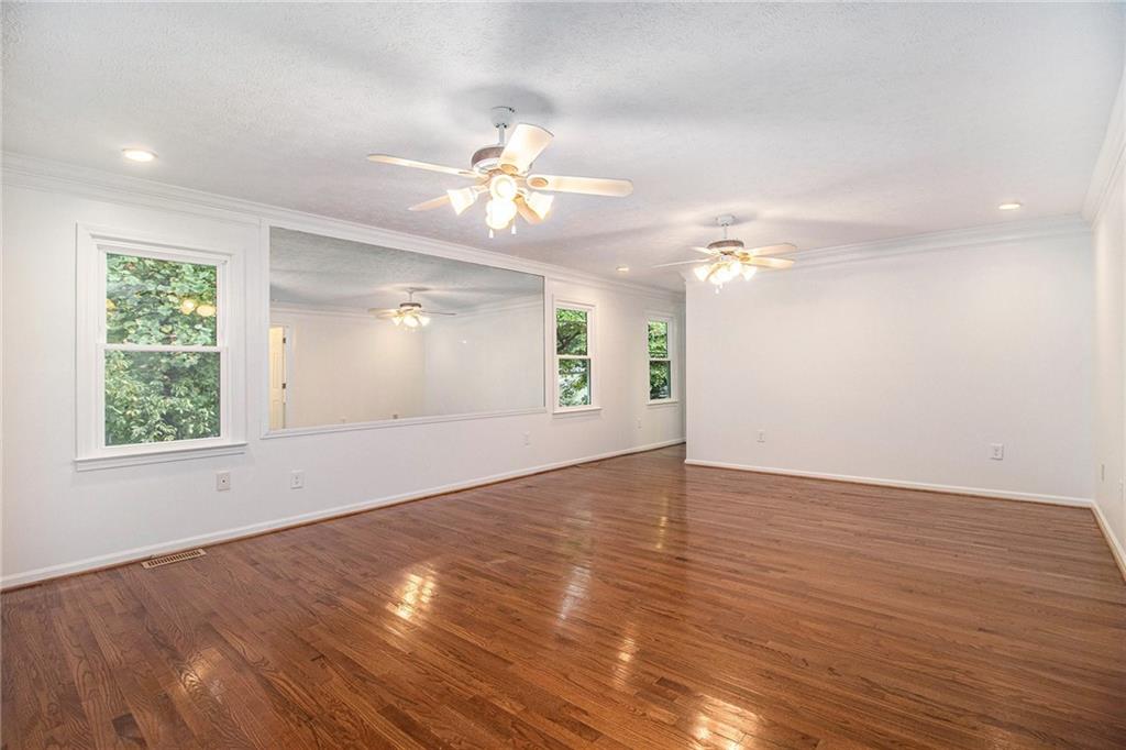 2433 Great Oak Lane