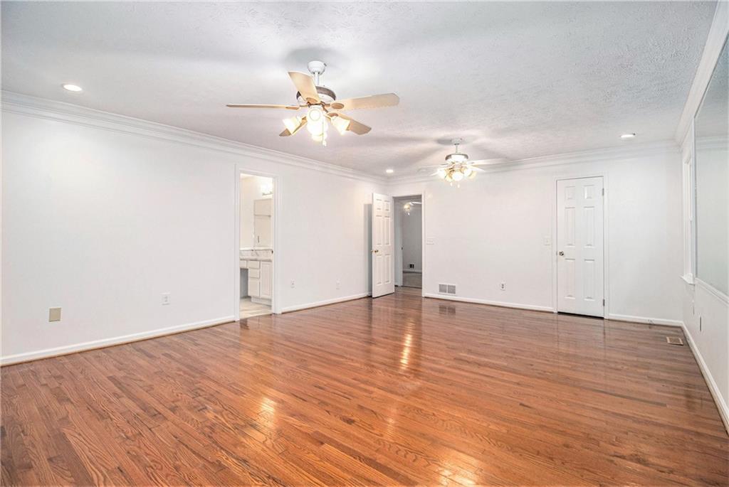 2433 Great Oak Lane