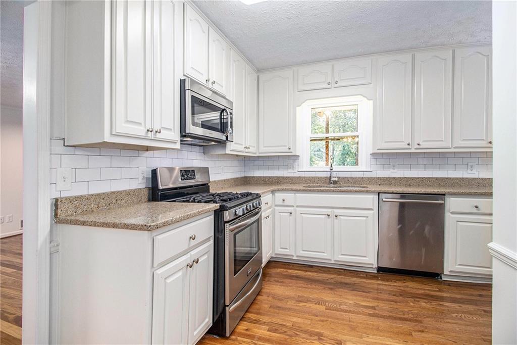 2433 Great Oak Lane