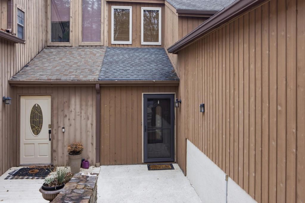 100 Colony Ridge Drive