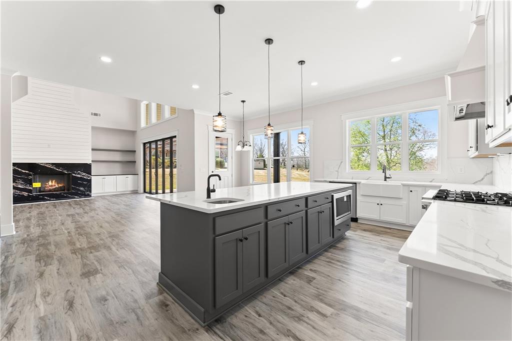282 Gold Bullion Drive E