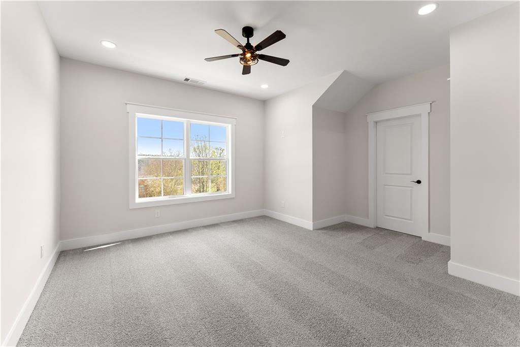 282 Gold Bullion Drive E
