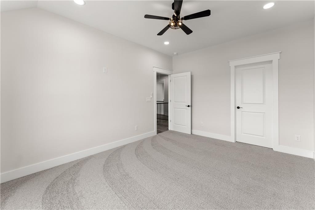 282 Gold Bullion Drive E