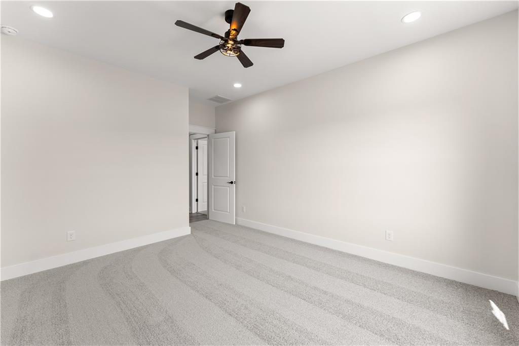 282 Gold Bullion Drive E