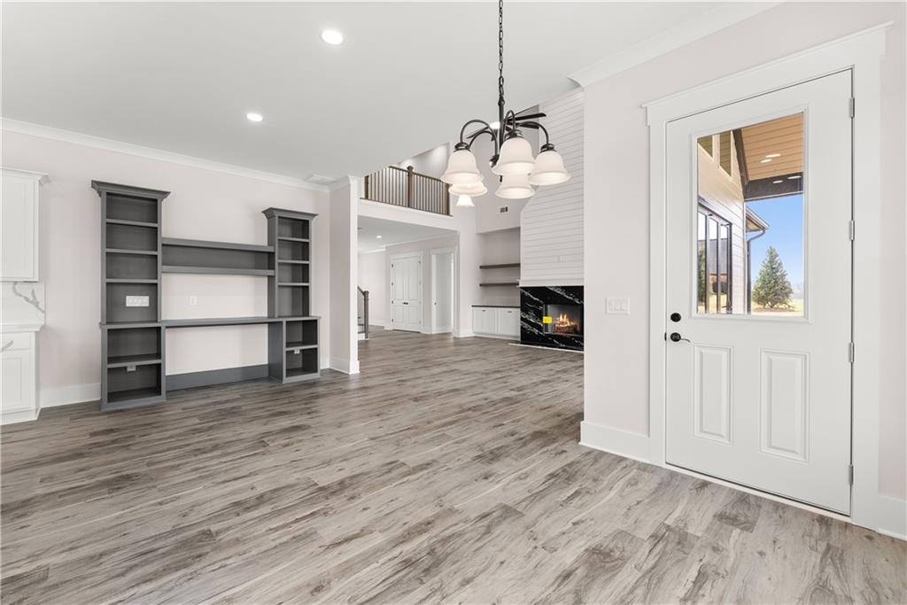 282 Gold Bullion Drive E