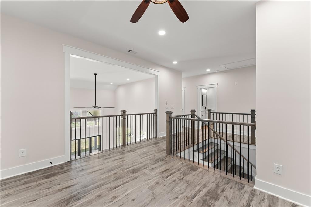 282 Gold Bullion Drive E