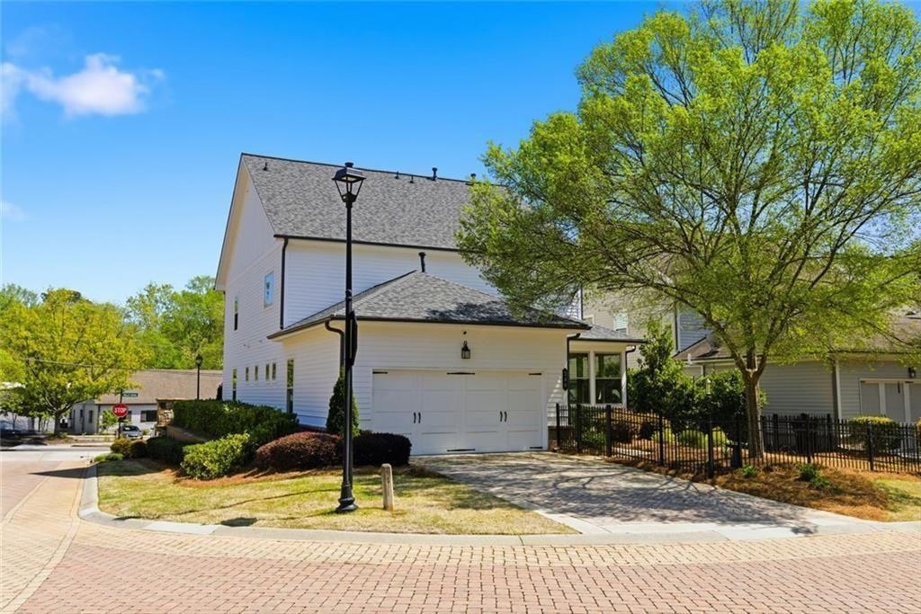 340 Wagon Way