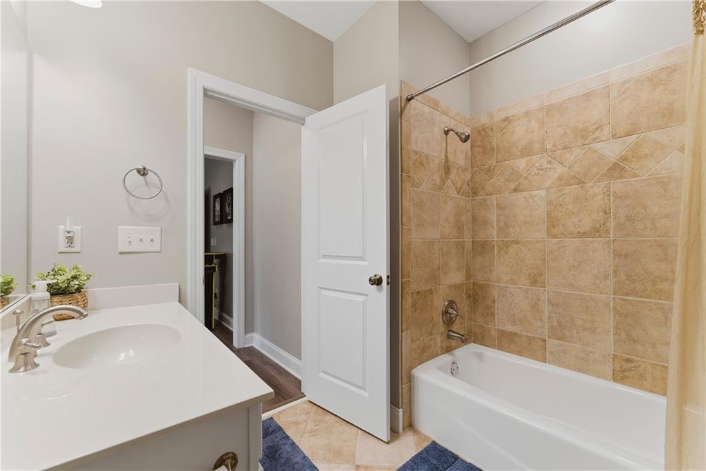 2398 Saint Davids Square NW Unit 16