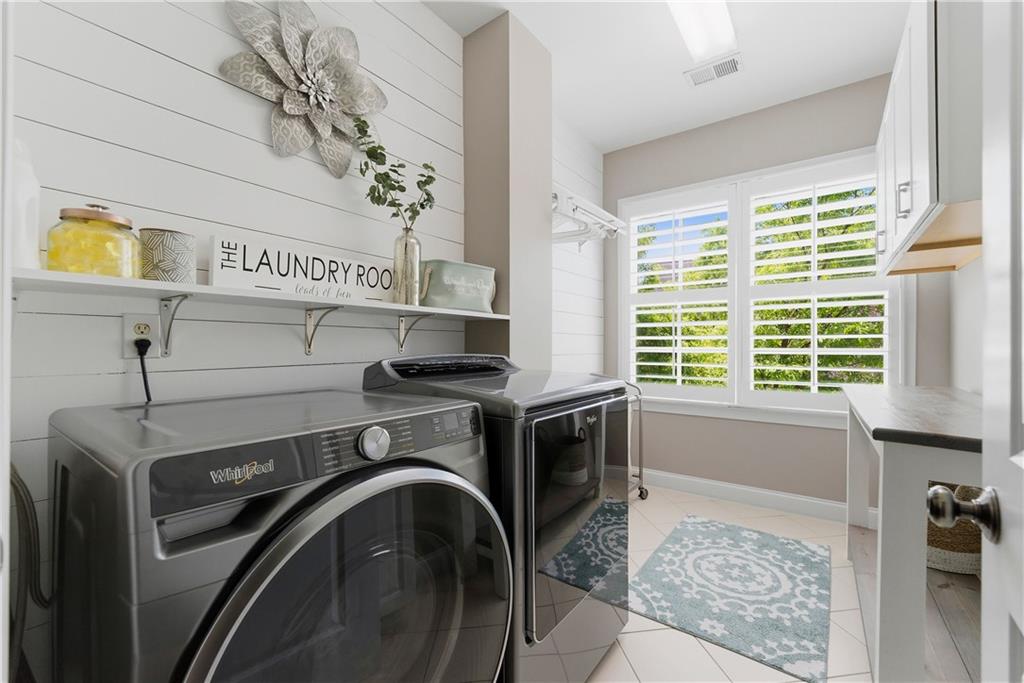 2398 Saint Davids Square NW Unit 16