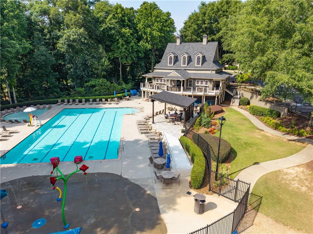 7030 Sweet Creek Road