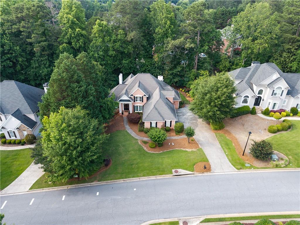7030 Sweet Creek Road