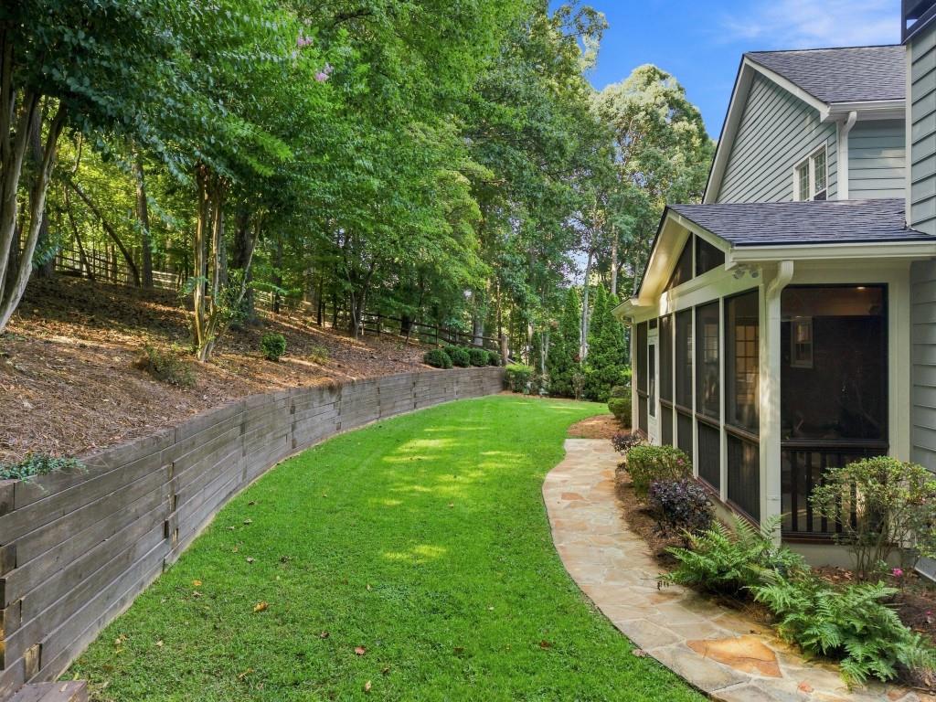 952 Hawkhorn Court
