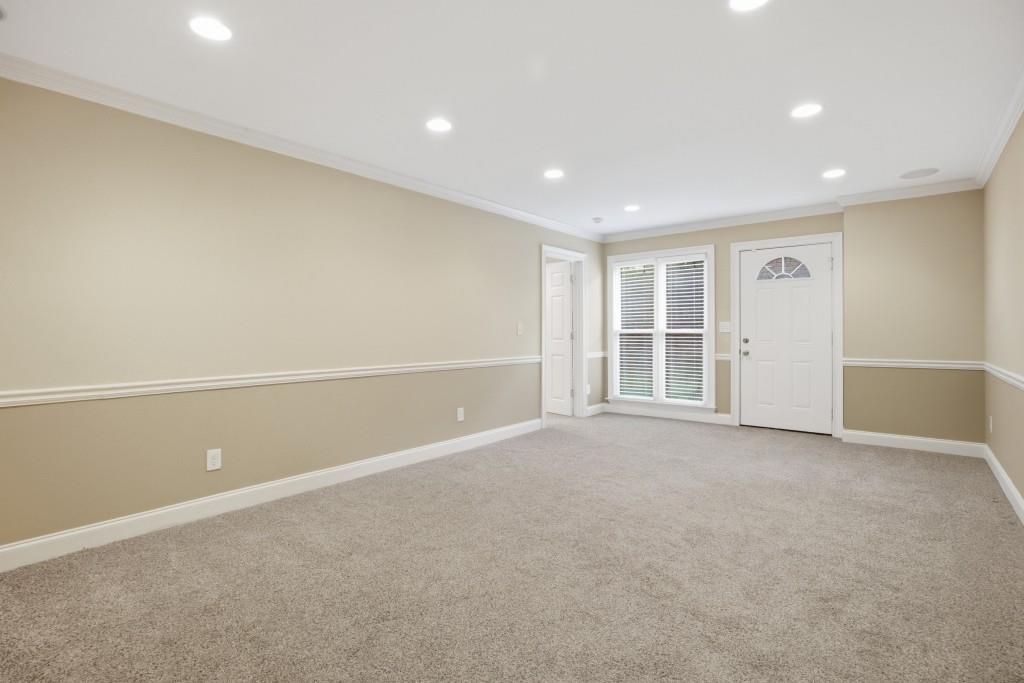952 Hawkhorn Court