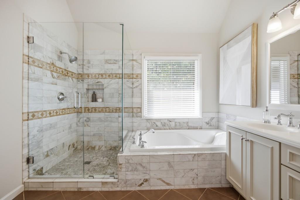952 Hawkhorn Court
