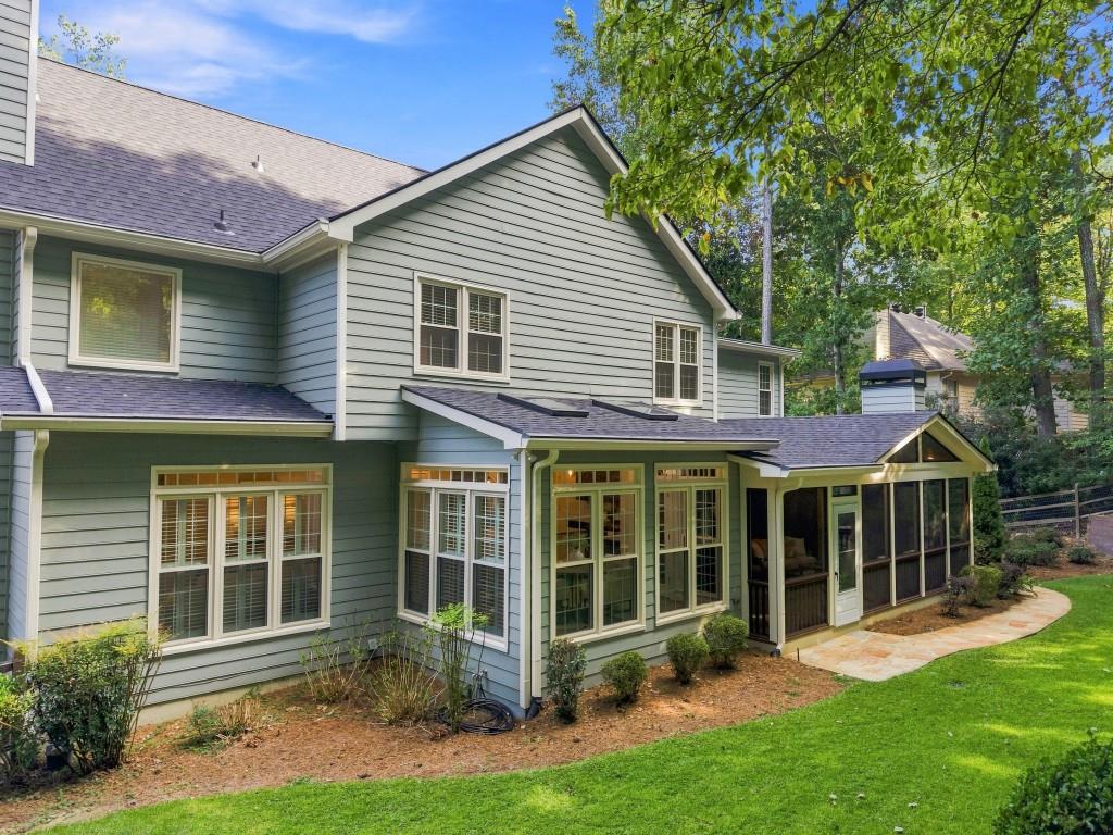 952 Hawkhorn Court