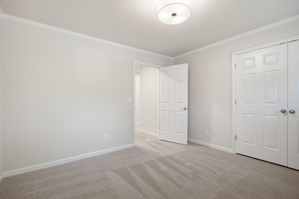 952 Hawkhorn Court