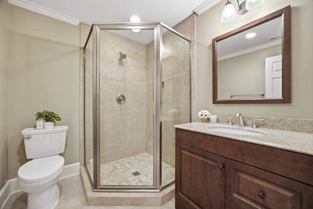 952 Hawkhorn Court