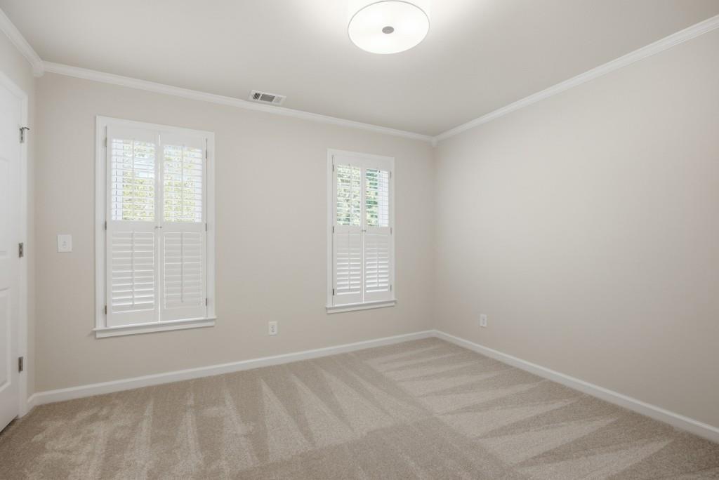 952 Hawkhorn Court