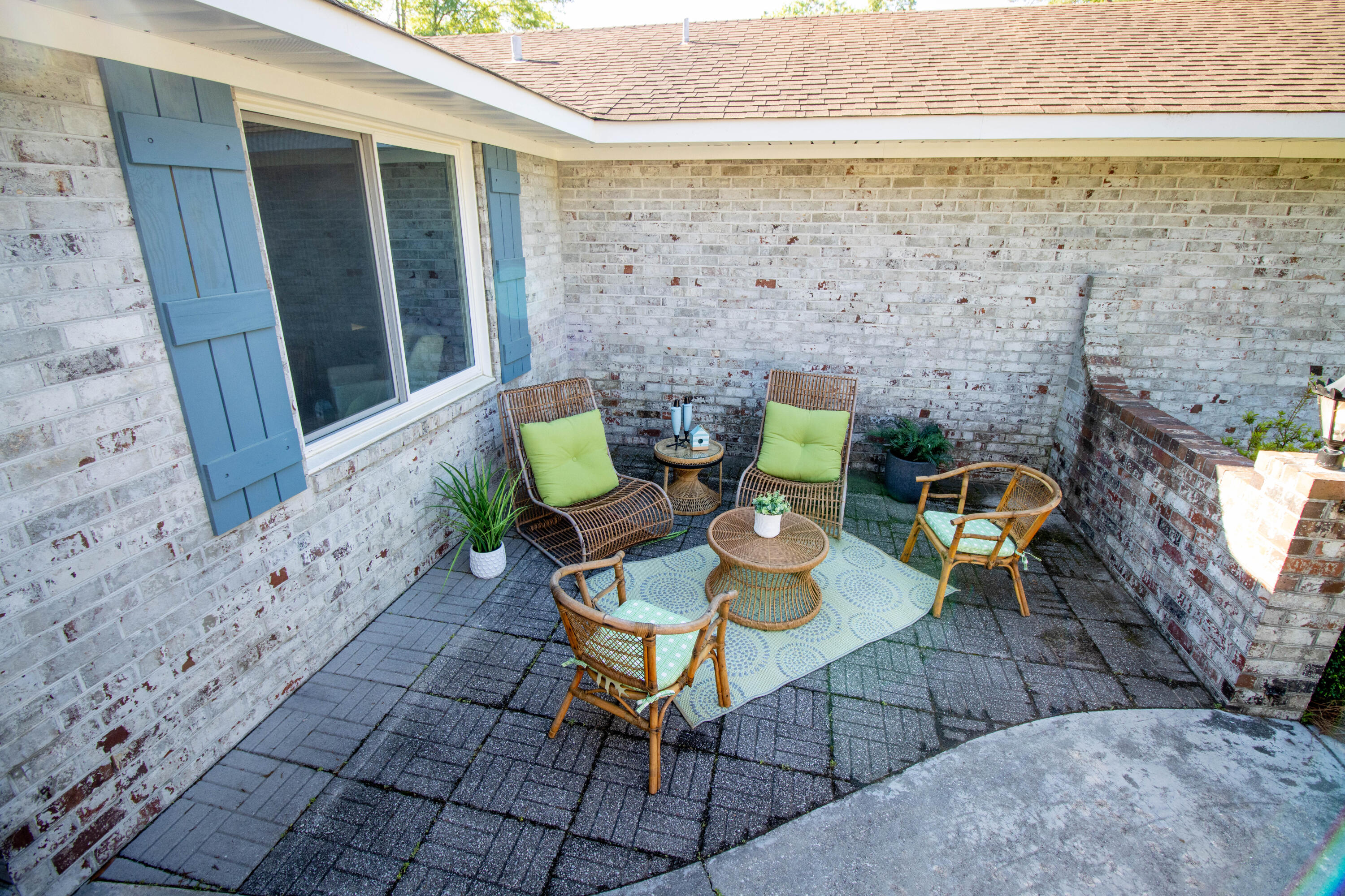 102 Smythe Drive