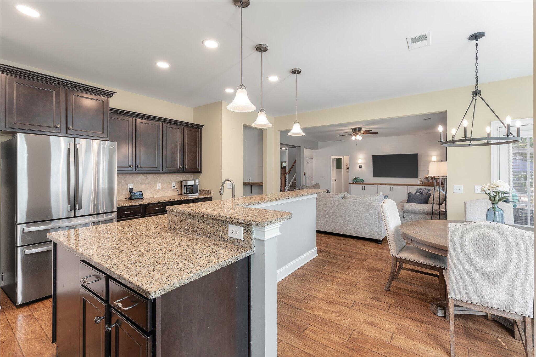 5006 Wartrace Court
