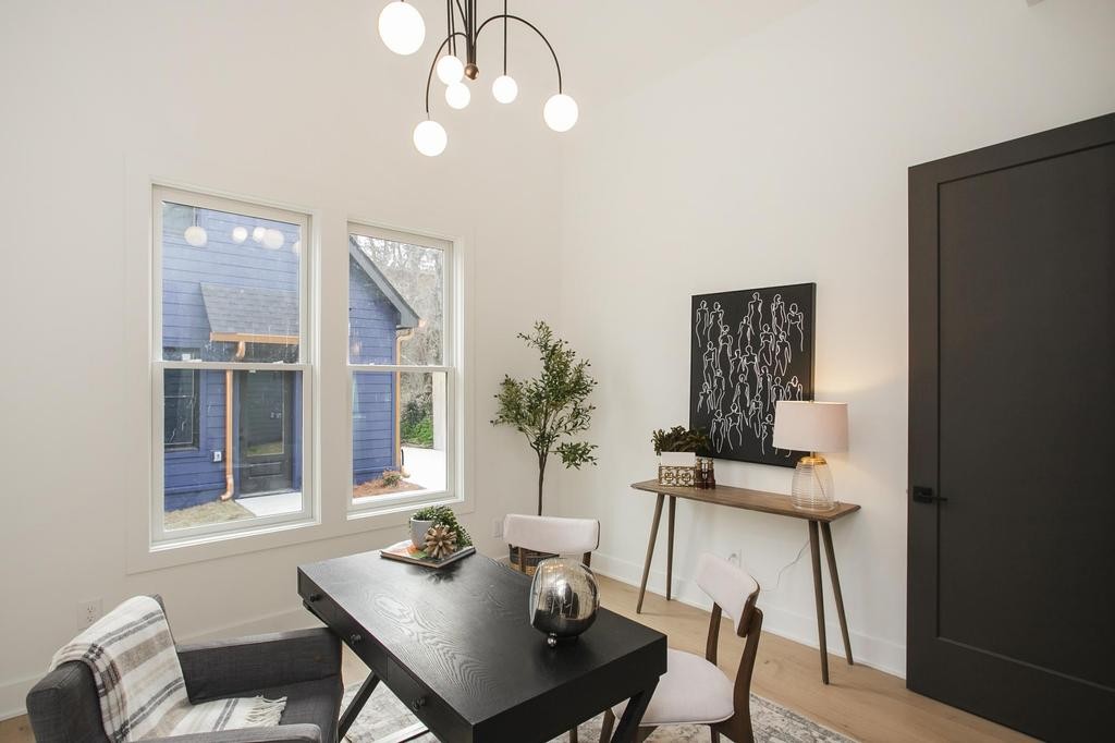 1310 Lillian St