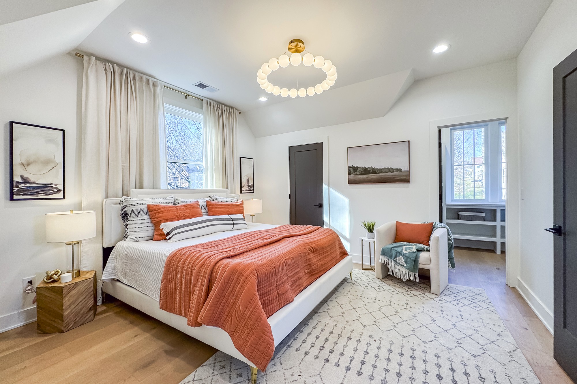 1310 Lillian St