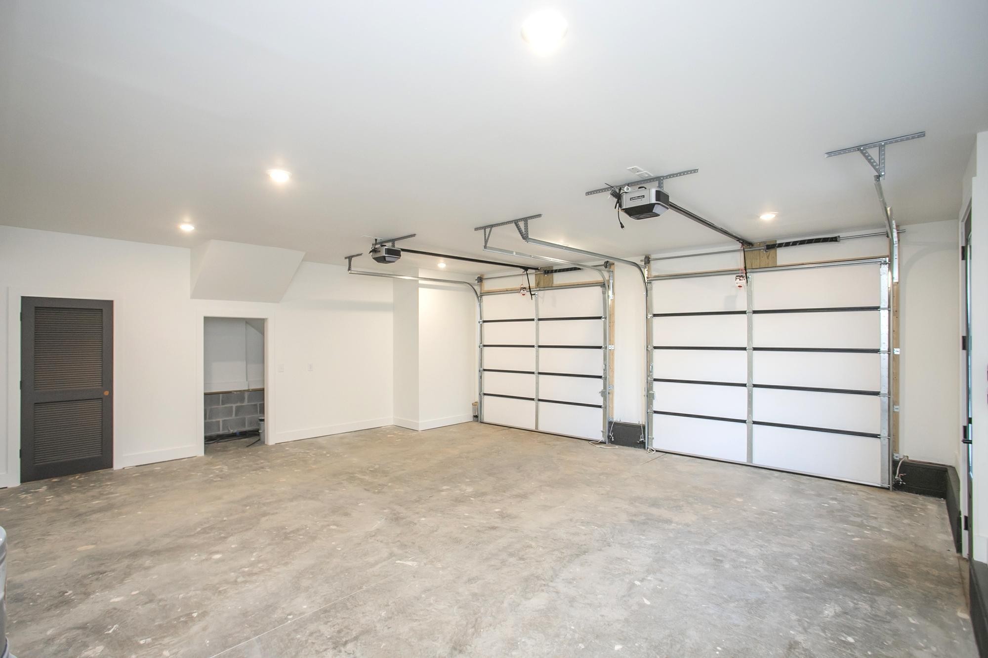 1310 Lillian St