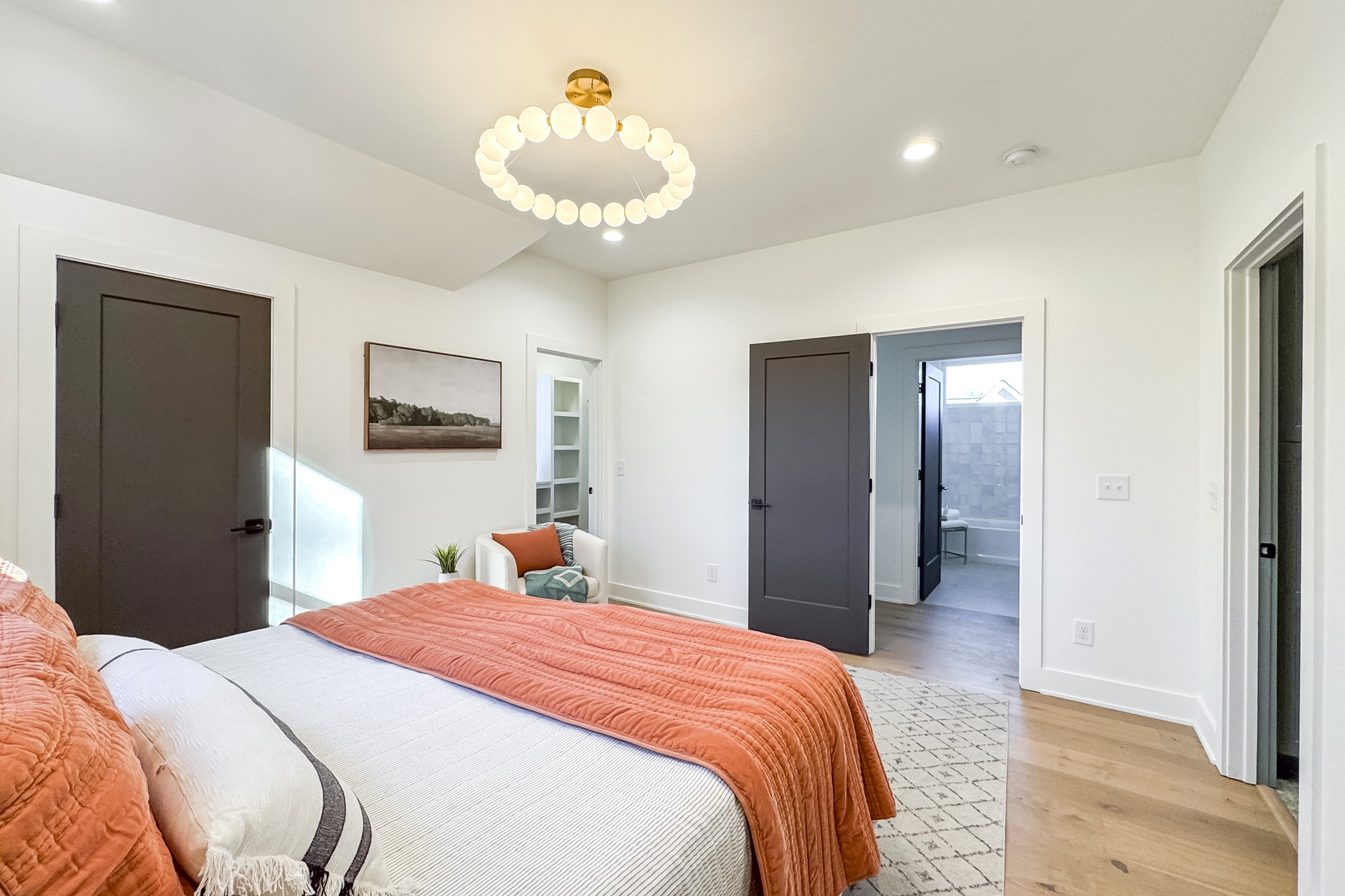 1310 Lillian St